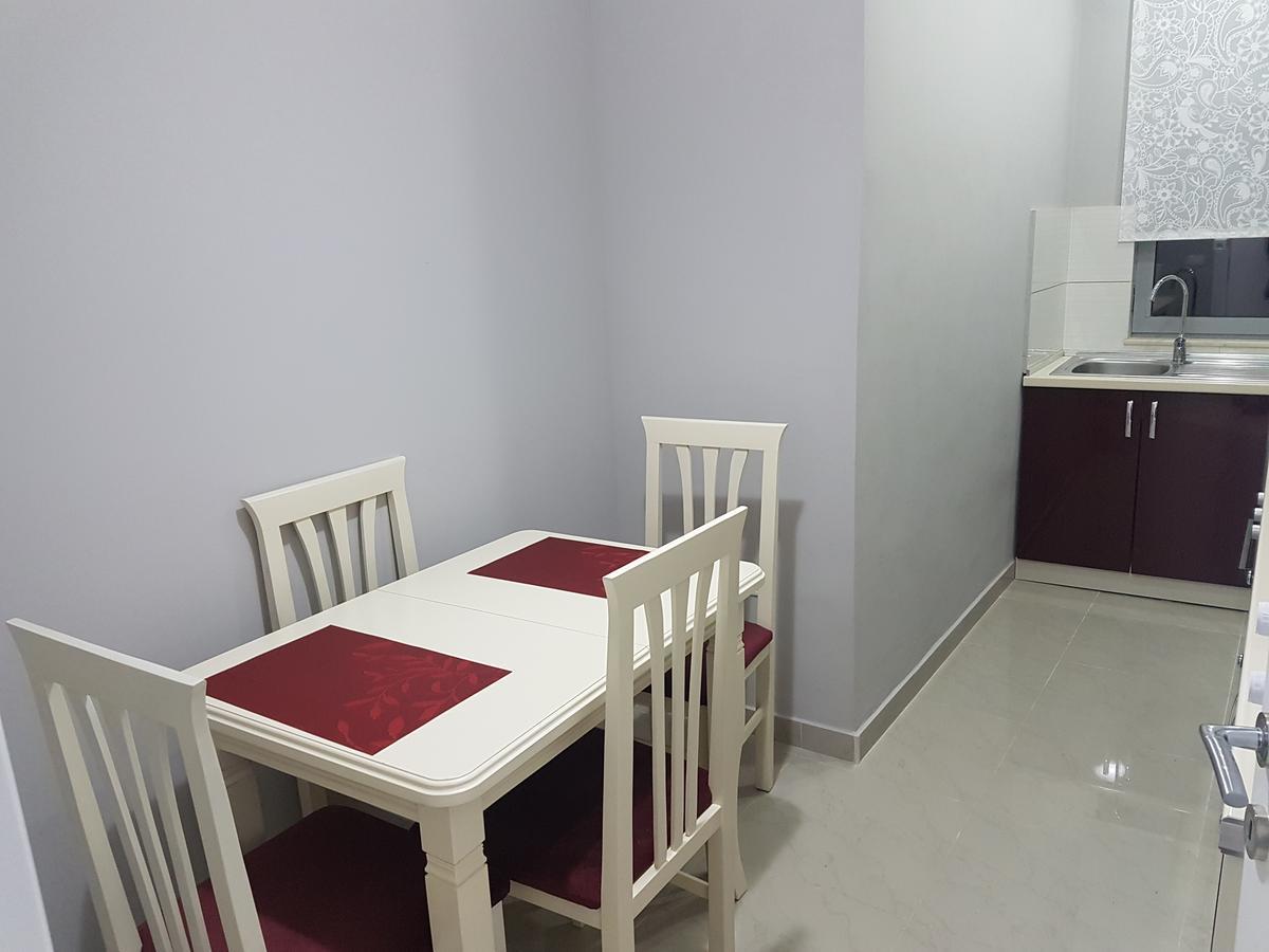 City Center Apartment Тирана Екстериор снимка